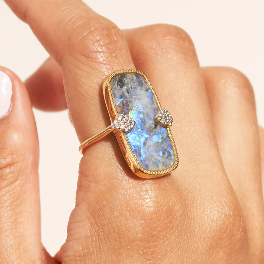 Shop Primary Image Shop Primary Image