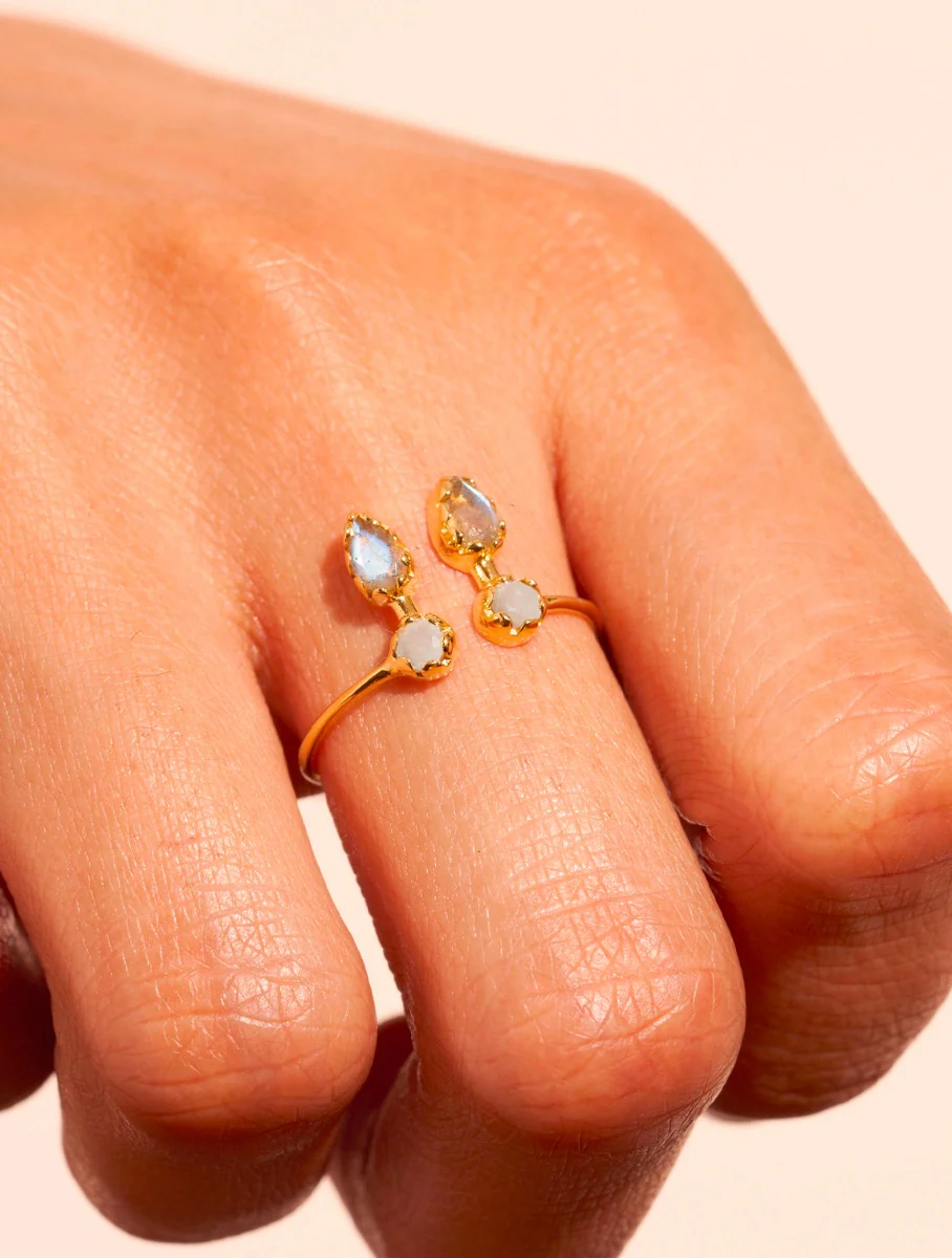 Shop Primary Image Shop Primary Image